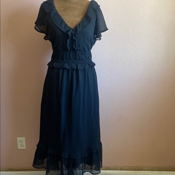 Old Navy Dresses & Skirts - OLD NAVY Elegant Black Ruffle Dress